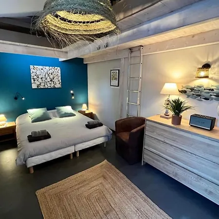 75m2 Flat On The Harbour Car Park Included * Saint-Martin-de-Ré