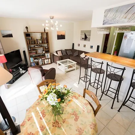 Lavardin Avec Parking