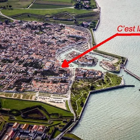 75m2 Flat On The Harbour Car Park Included Saint-Martin-de-Ré
