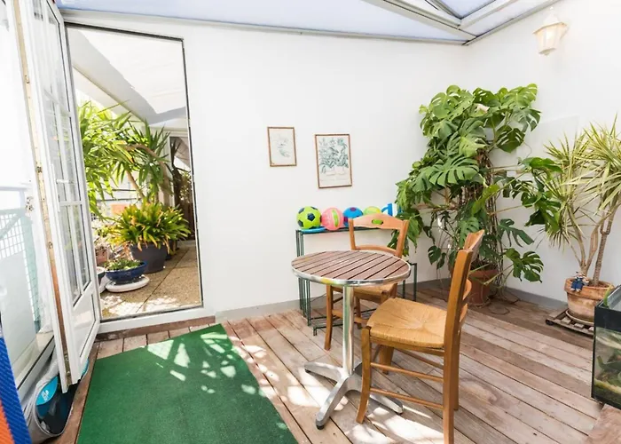 Lavardin - Avec Parking *