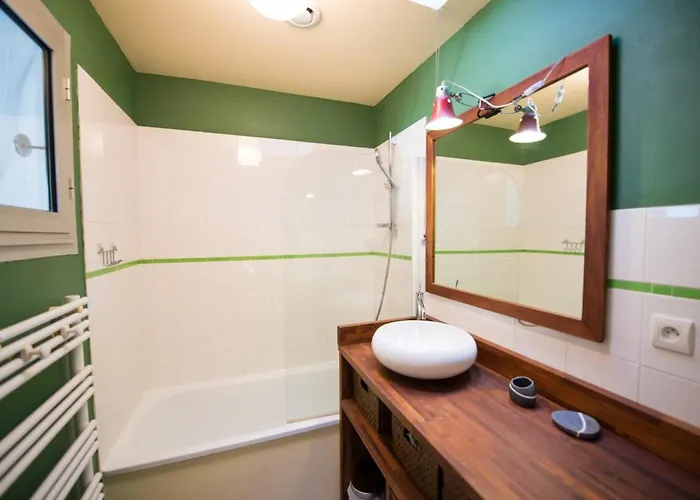 Lavardin - Avec Parking